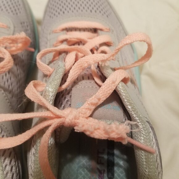 Sketchers D'Lux Walker Infinite Shoes Pink and Gray - Picture 3 of 6